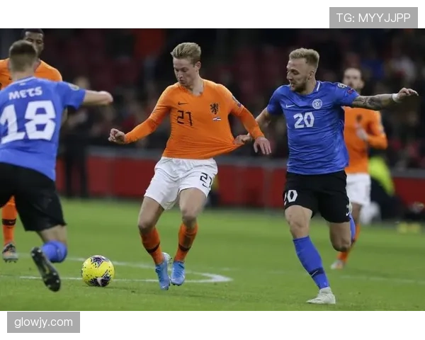 德容与恩佐·费尔南德斯中场组织能力差异解析：节奏掌控与推进效率的对比